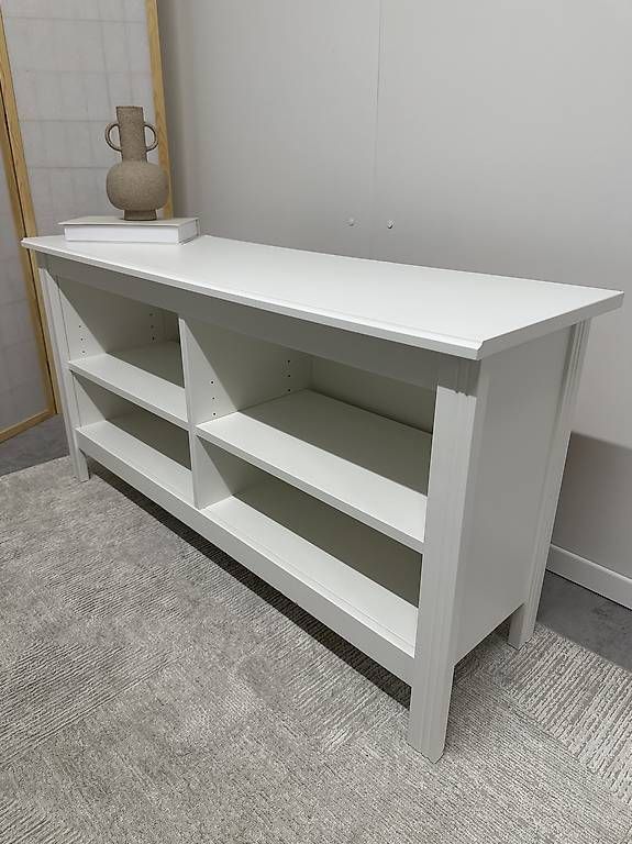 Kommoden: Weisses Sideboard mit verstellbaren Ablageflächen – Gebraucht aus Effretikon von bek_6sgb