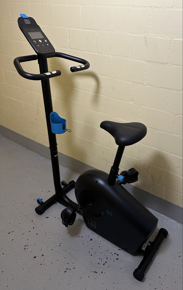 Decathlon Vélos d'appartement: domyos heimtrainer 140 – D'occasion à Fällanden par Xenia.R