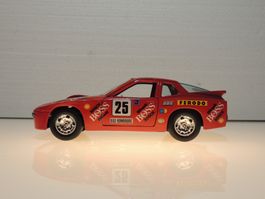 BBurago Porsche 924 Turbo Rot 1:24