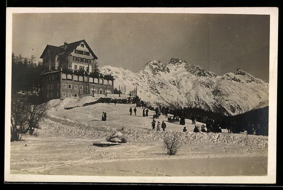 Cartoline postali: AK St. Moritz, Hotel Waldhaus im Winter – Usato da Berlin venduto da bartko-reher