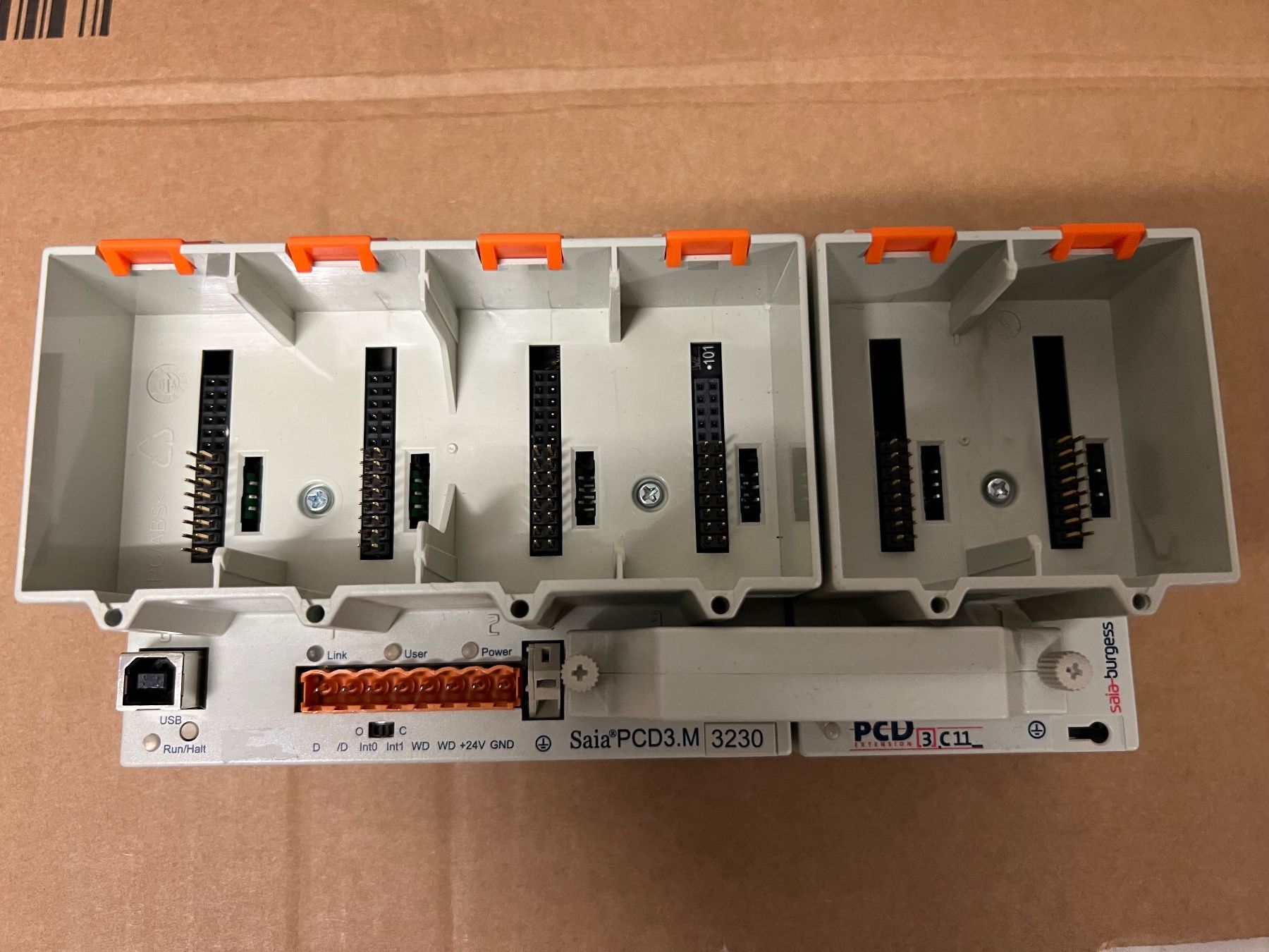 Sistema di controllo: Saia Burgess CPU / PCD3.M3230 / PCD3.C110 – Usato da Romanshorn venduto da DonRicardoo
