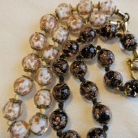 Paar MURANO Weiss/Schwarze/Gold Armbänder, 60er