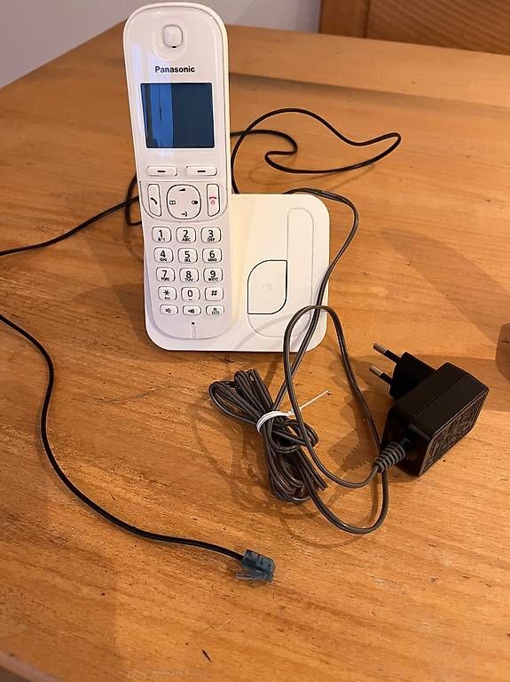 Telefone: Panasonic Festnetztelefon – Gebraucht aus Eschikofen von noweli 1