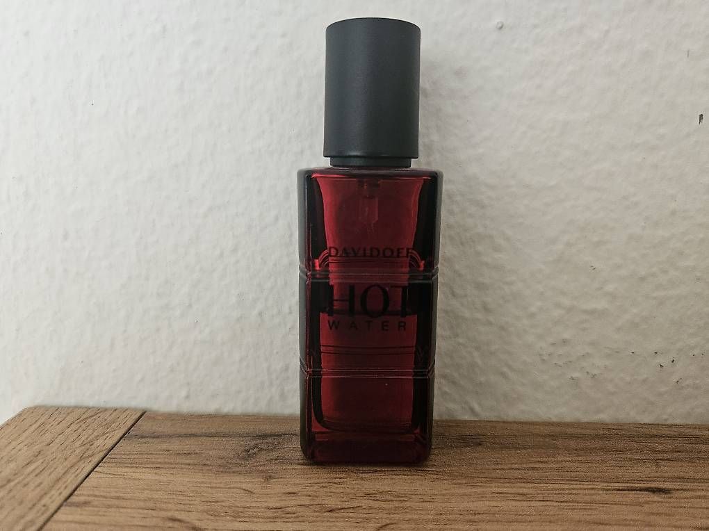 Profumi & Eau de Toilette: Davidoff Hot Water - Eau de Toilette  – Usato da Greifensee venduto da Arkon616