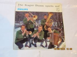 Vinyl-Single Die Kager-Buam spielen auf Nr.2
