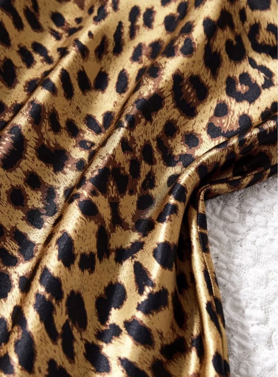 Negligees & Pyjamas: Chic sottoveste di raso- leopardato M/L-glamour e sexy – Neu (gemäss Beschreibung) aus Gordevio von LanaZimm 4