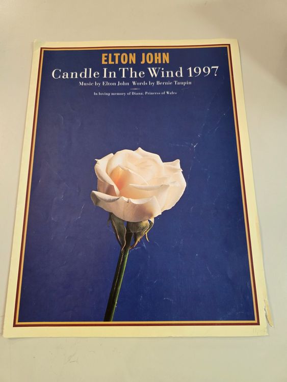 Spartiti Candle In The Wind 1997 – Elton John (Pianoforte, Voce, Chitarra) NUOVO HL00351651
