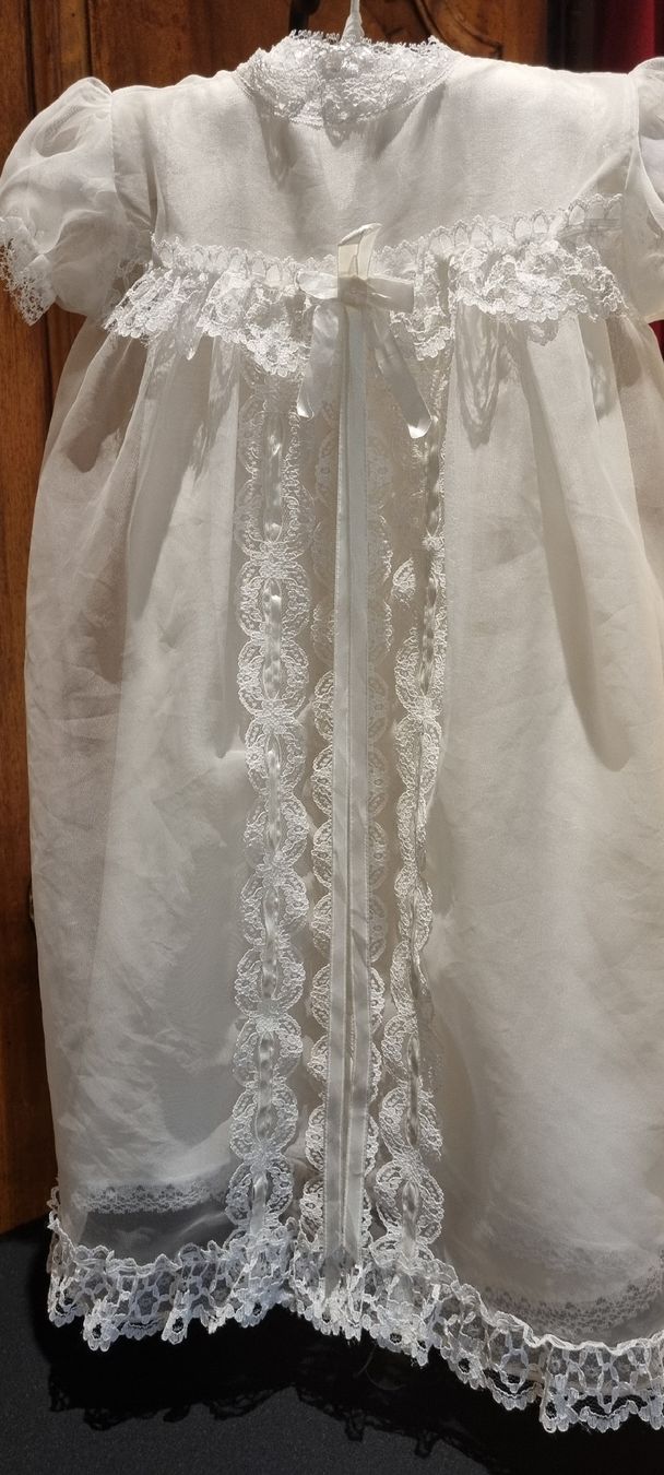 Robes et jupes: Robe de baptême – D'occasion à Borex par mab_28bf 1
