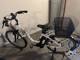 Kettler E-Bike weiss mit Korb,