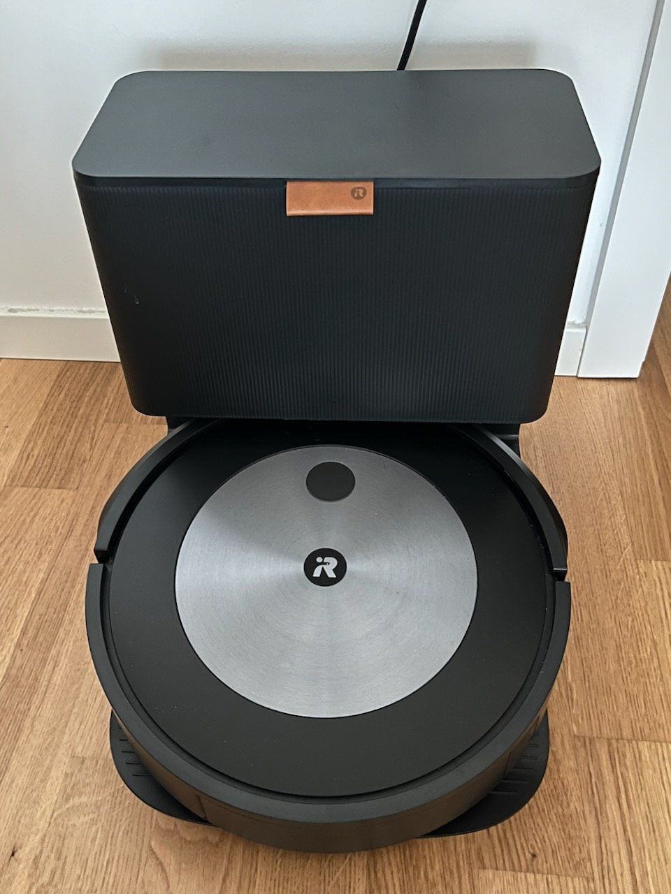 Irobot Aspirapolveri & Accessori: iRobot Roomba j7+ – Usato da Nyon venduto da sra_8hxr