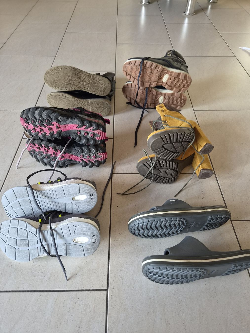 Scarpe da donna: Schuhpaket gemischt gr.38 – Usato da Sigriswil venduto da Aline_87 3