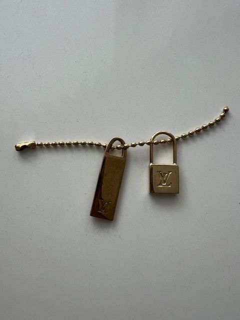 Louis Vuitton Schlüsselanhänger & - bänder: Louis Vuitton Anhänger original – Neu (gemäss Beschreibung) aus Walenstadt von ricamul 5