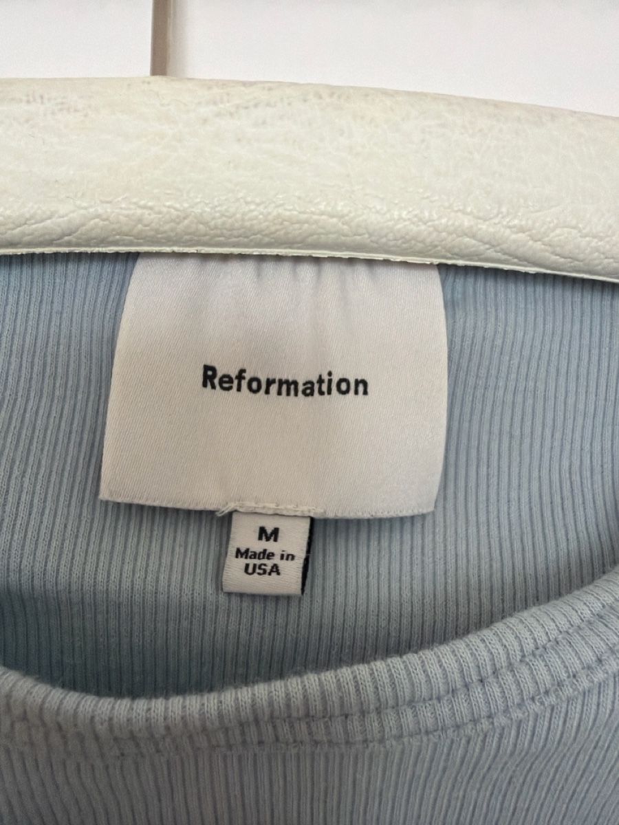 Reformation Top: Reformation Ribbed Tank Top, Light Blue, Size M – Usato da Uster venduto da b4x_ric 1