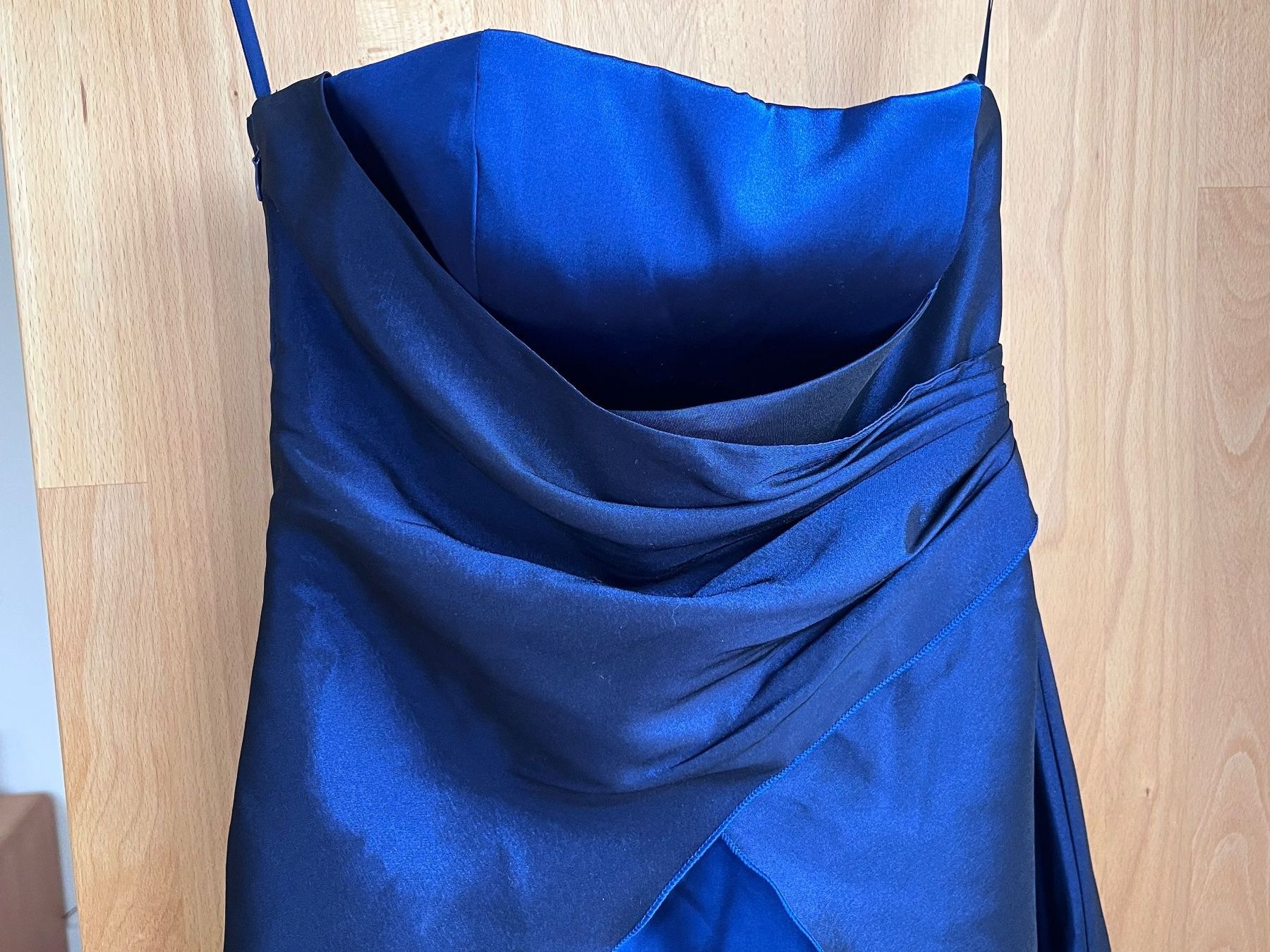 Kleider: Cocktailkleid – Gebraucht aus Liestal von suz_2xmj 1