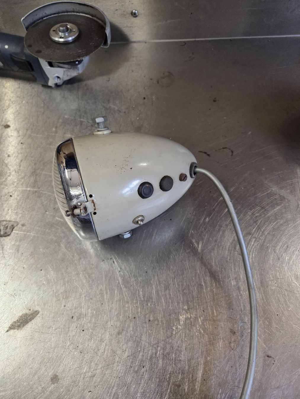 Pièces pour mobylette: Kreidler k50 Halus Mofa Scheinwerfer Eierlampe – D'occasion à Eichberg par Schmid-Motos 4