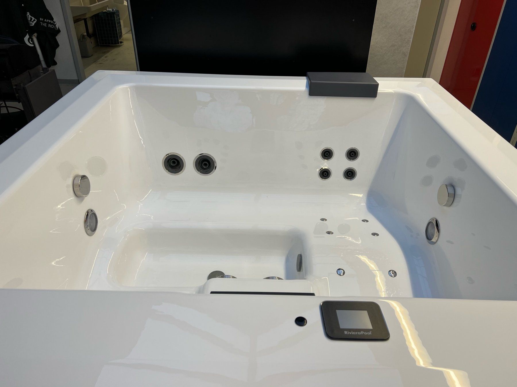 Bains à remous: Whirlpool Strato 2.1 Portable – Neuf avec emballage d'origine à Breitenbach par OJEB 6