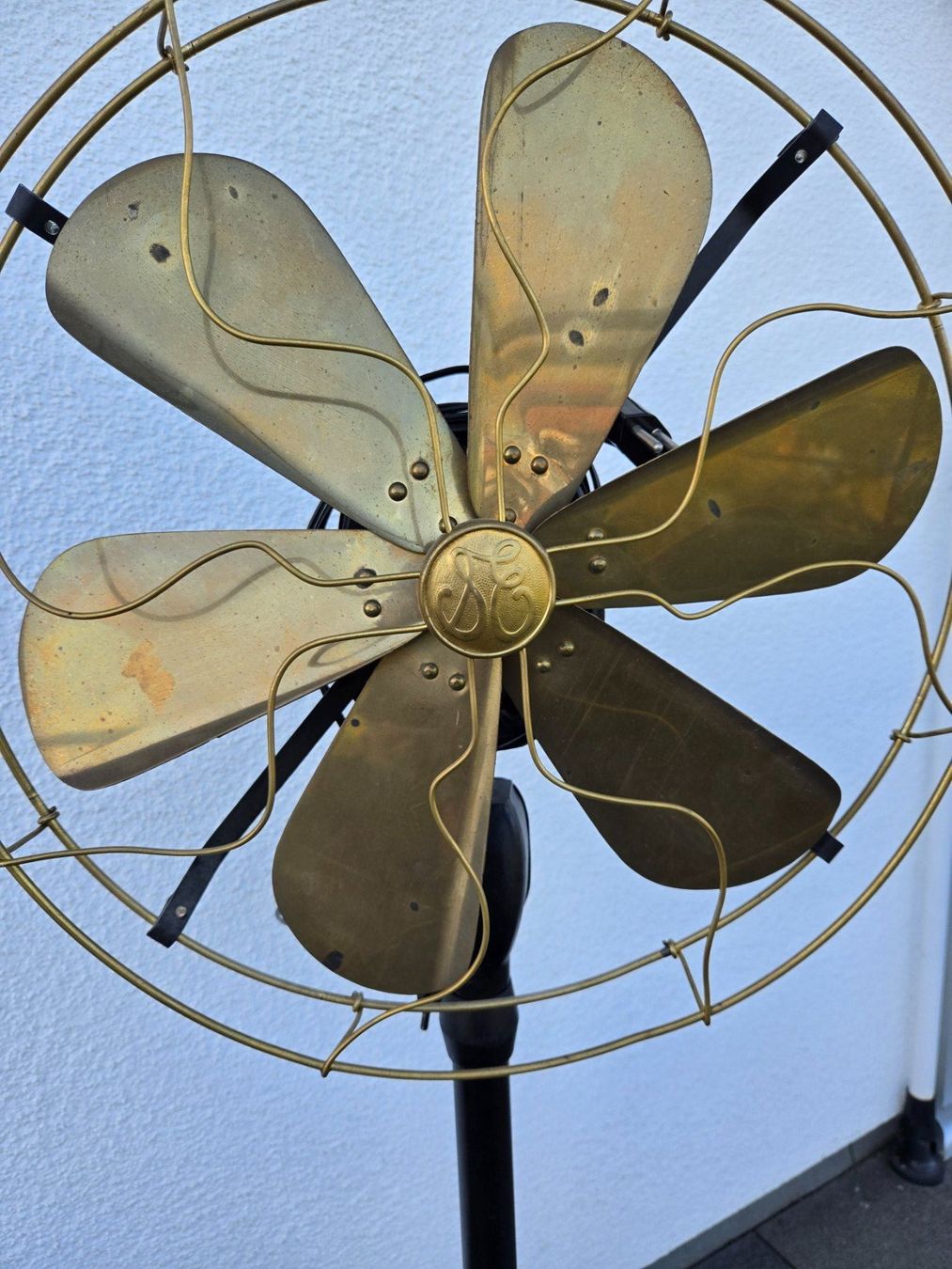 Ventilateurs: Ventilator im Retro-Stil – D'occasion à Chabrey par Horology 2