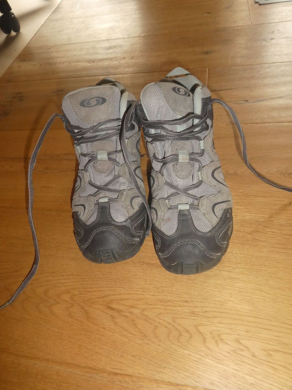 Salomon Herrenschuhe: Wanderschuhe Salomon Gr. 37 – Gebraucht aus Dinhard von heidibei 2
