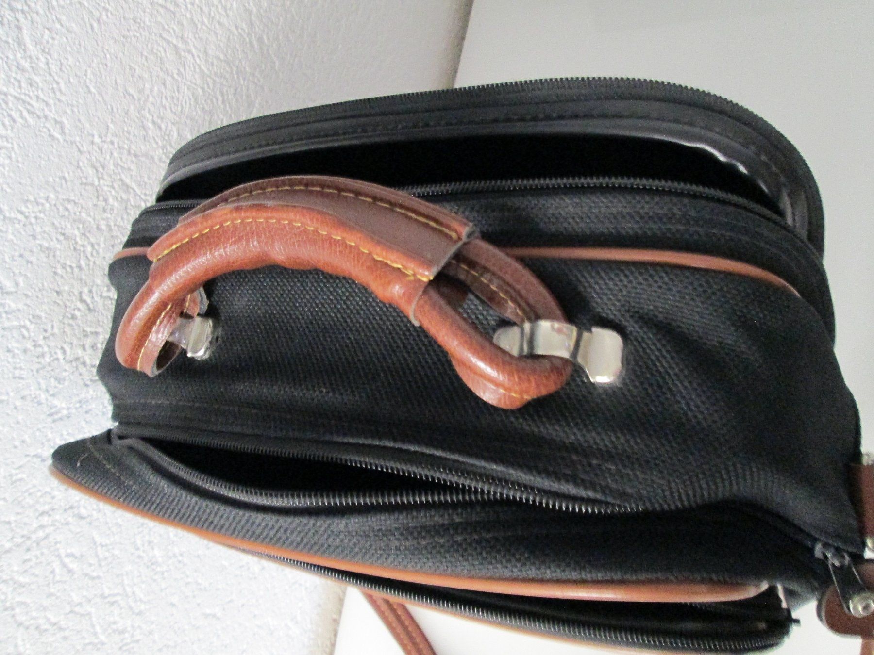 Sacs: Tasche- schwarze  CLIPPER – D'occasion à Movelier par ddomenika 2
