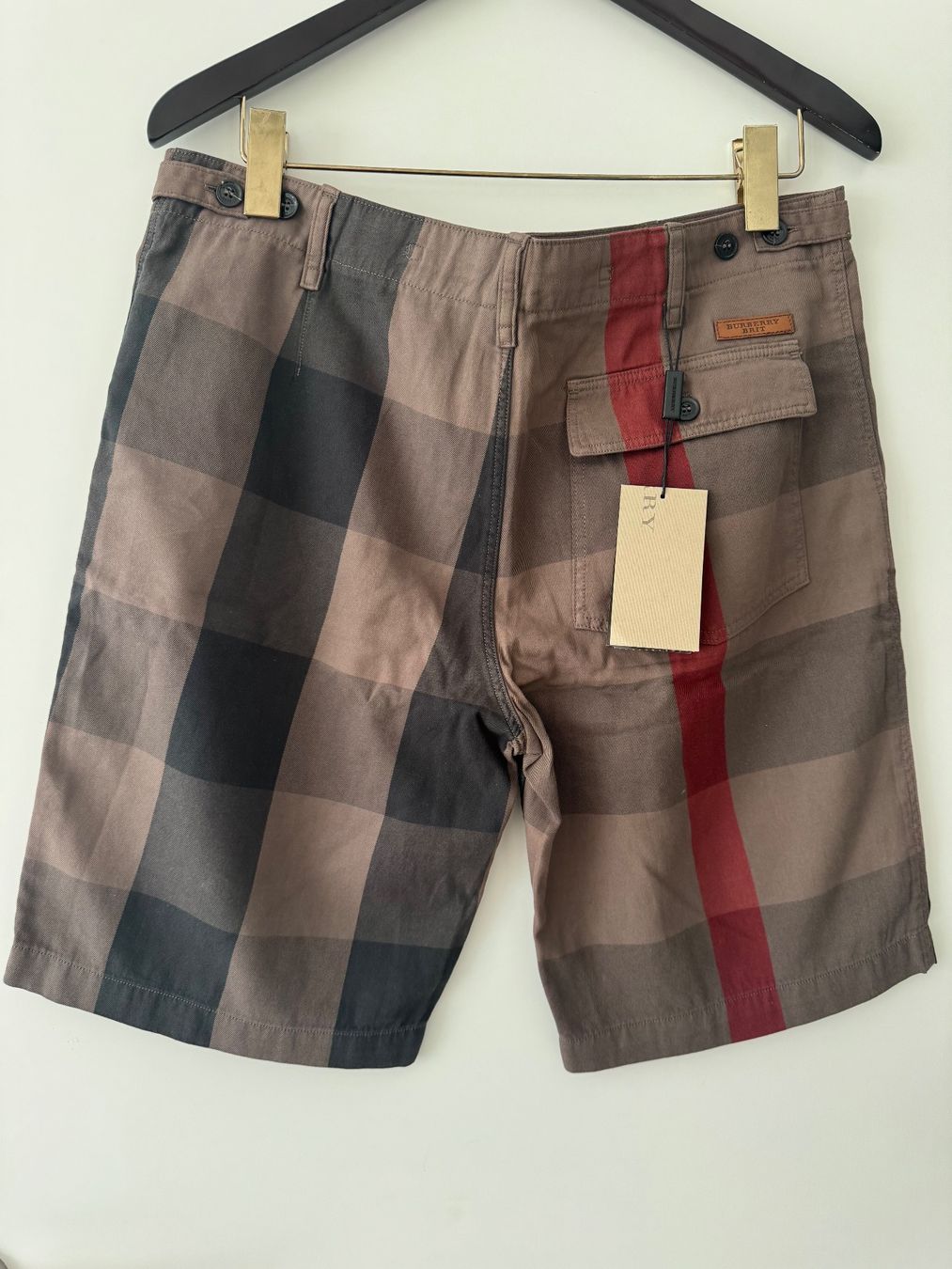 Burberry Pantaloni: Burberry Shorts Herren Gr. W32 – Nuovo e nell'imballaggio originale da Montagnola venduto da Vol24 2