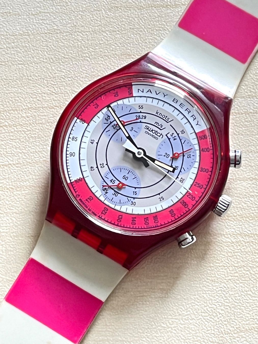 Swatch Uhren: Swatch Navy Berry Chronograph Uhr – Gebraucht aus Grenchen von chththl