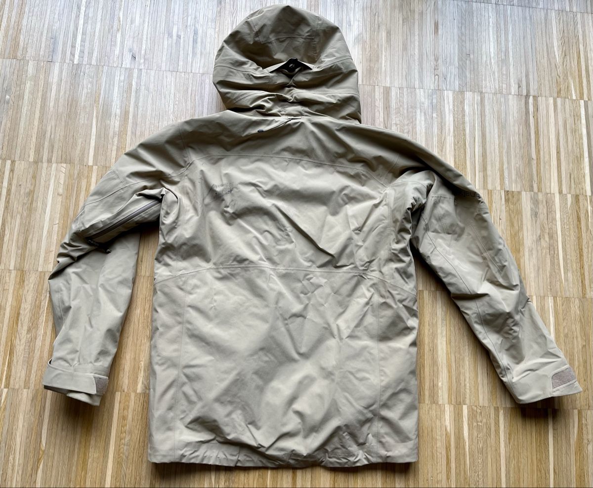 Burton Giacche: Burton AK Cyclic Gore Tex Jacke Gr. L – Usato da Zürich venduto da idemehore 2
