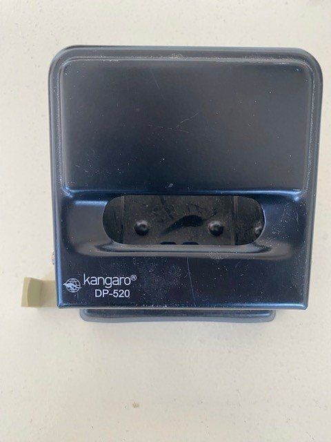 Tous les outils: Kangaroo DP-520 Locher, schwarz – D'occasion à Wängi par Bmo