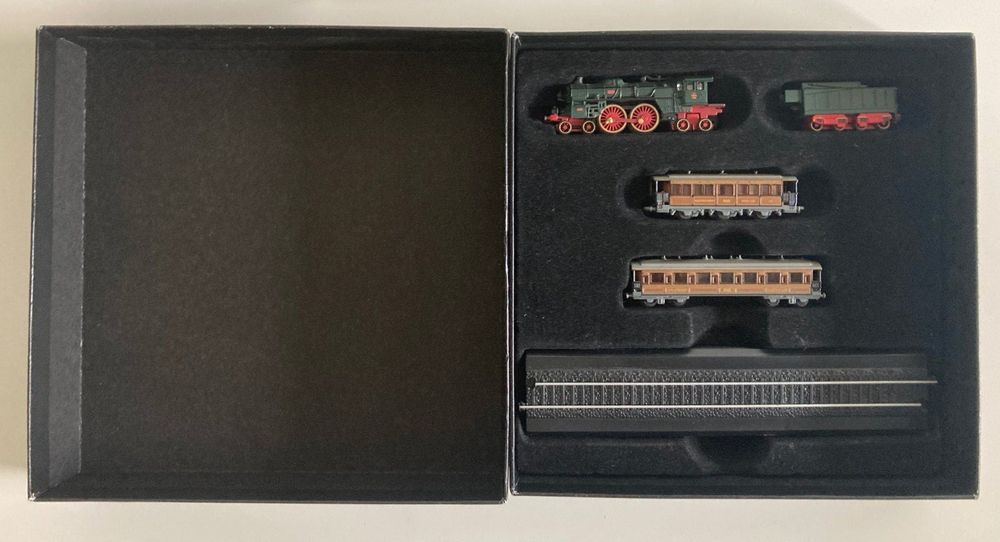 Minitrains 1/220 lot de 10 trains. Editions Atlas (Neu (gemäss