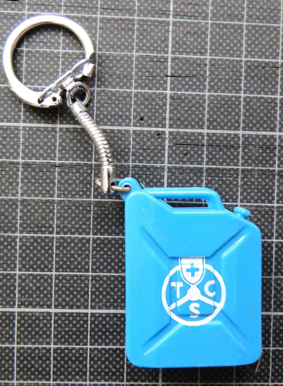TCS Schlüsselanhänger & - bänder: Alter Schlüsselanhänger TCS – Gebraucht aus Ettingen von campione_1