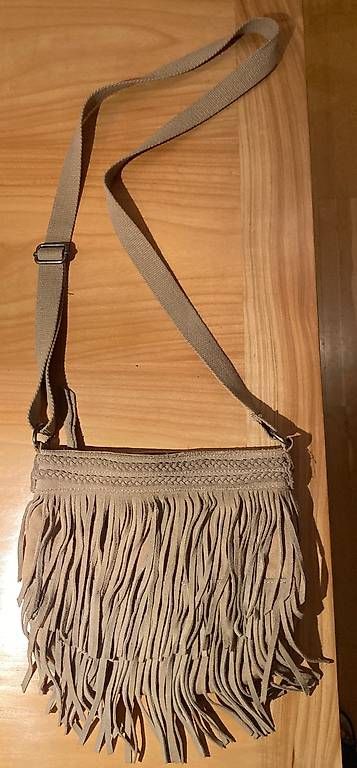 Borse da donna: Stoff/Ledertasche von American Eagle – Usato da Zürich venduto da Aless23