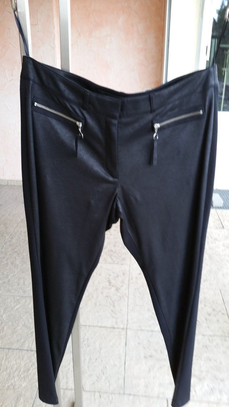 S.Oliver Pantaloni: Damenhose S.Oliver sportlich Grösse 46 – Nuovo e nell'imballaggio originale da Huttwil venduto da Lakeshore161