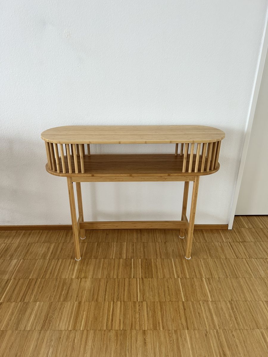 Tische: Bamboo Entryway Table – Neu (gemäss Beschreibung) aus Basel von bob_85by 4