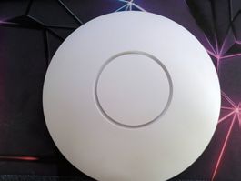 Ubiquiti UniFi UAP-AC-LR (Long Range) inkl. PoE-Injektor