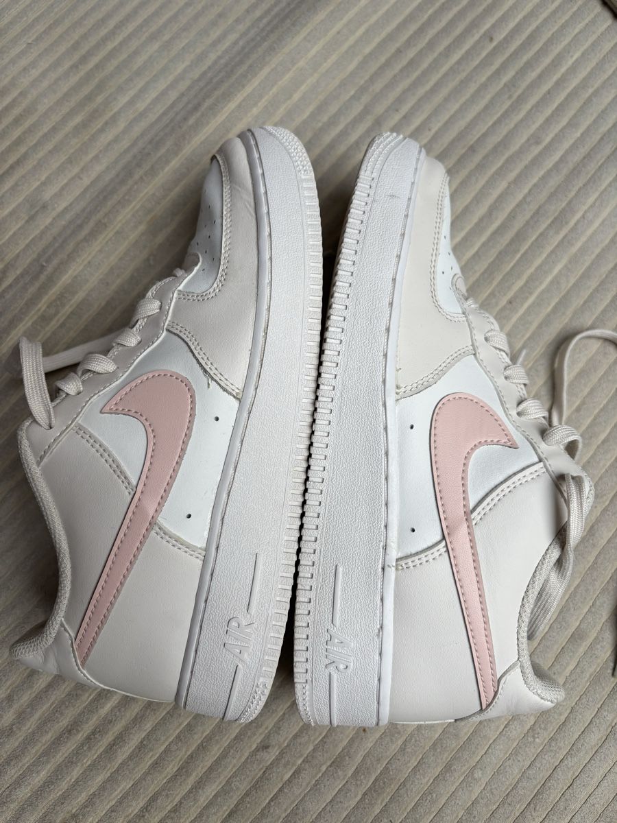 Nike Damenschuhe: NIKE Air Force 1 – Gebraucht aus Hagenwil von Sarina07 4