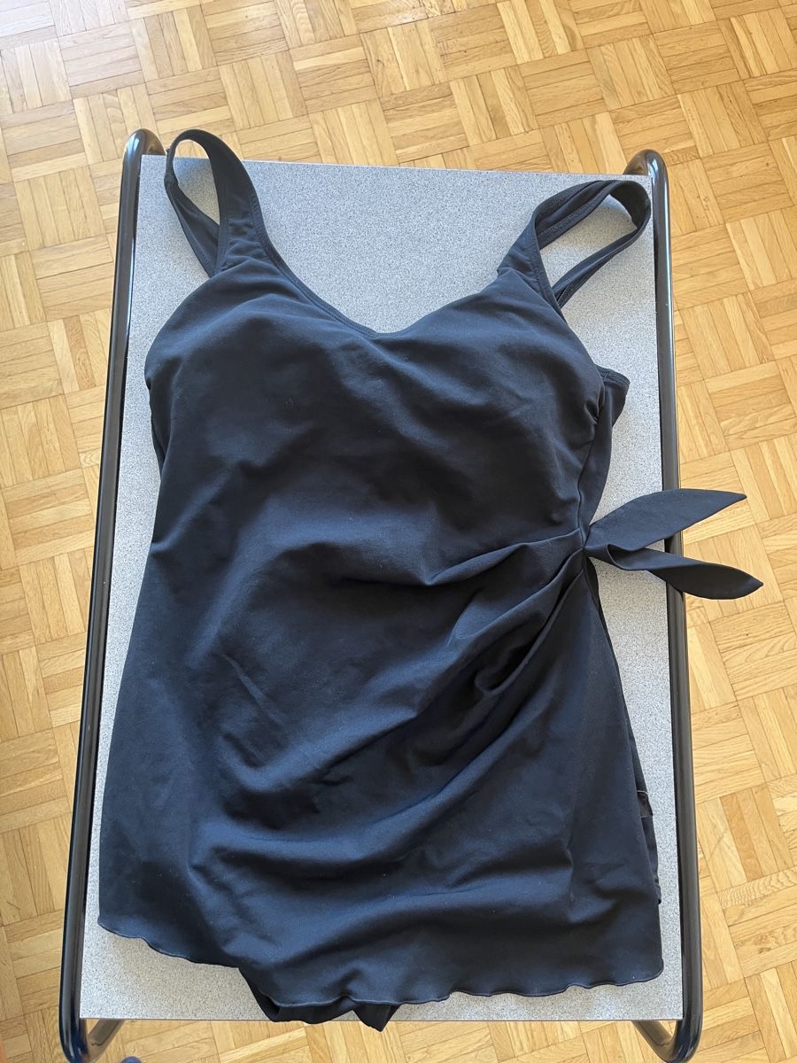 Beldona Costumi da bagno & Bikini: Badekleid Beldona M/75E – Nuovo (secondo la descrizione) da Zürich venduto da isaannafischer