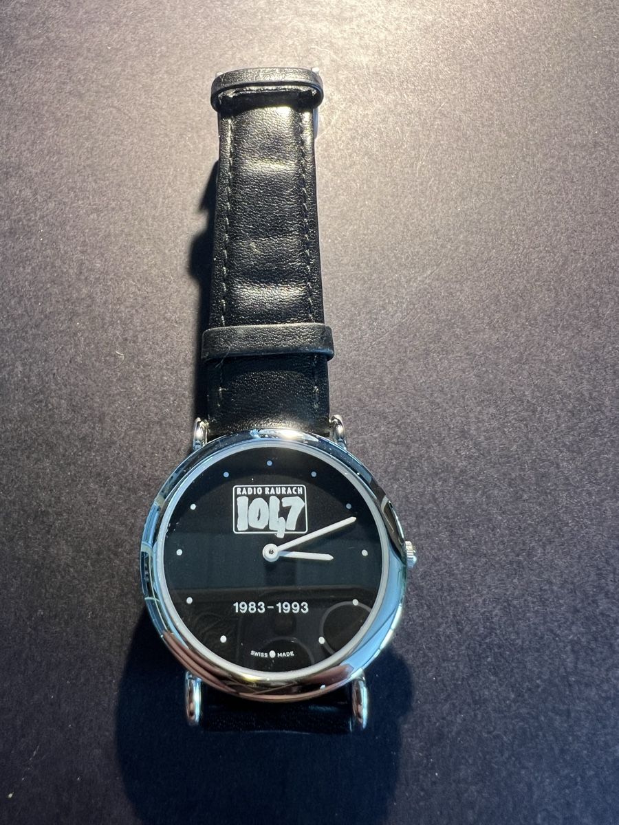 Orologi: Radio Raurach Uhr – Usato da Laufen venduto da groove60 4