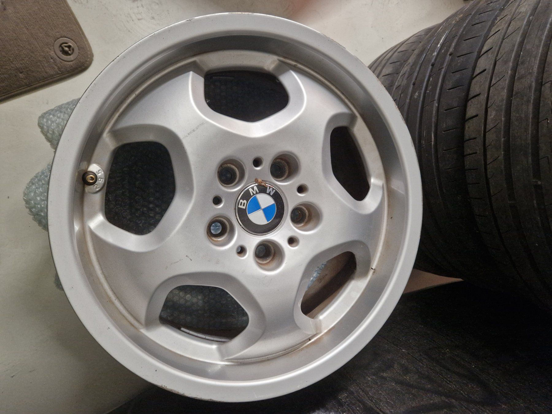 BMW Cerchioni: BMW E36 Felgen Styling 23 – Usato da Villigen venduto da Moeff-Toeffli 4