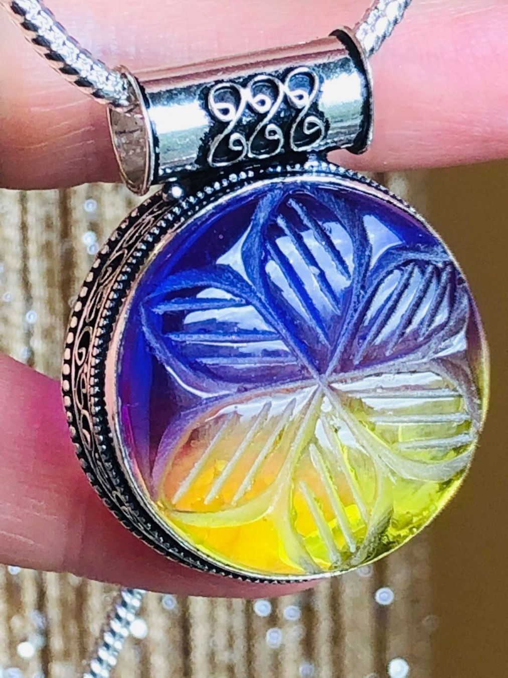 Catenine: Carved-Ametrine collier – Nuovo e nell'imballaggio originale da Genève venduto da AGBERG 7