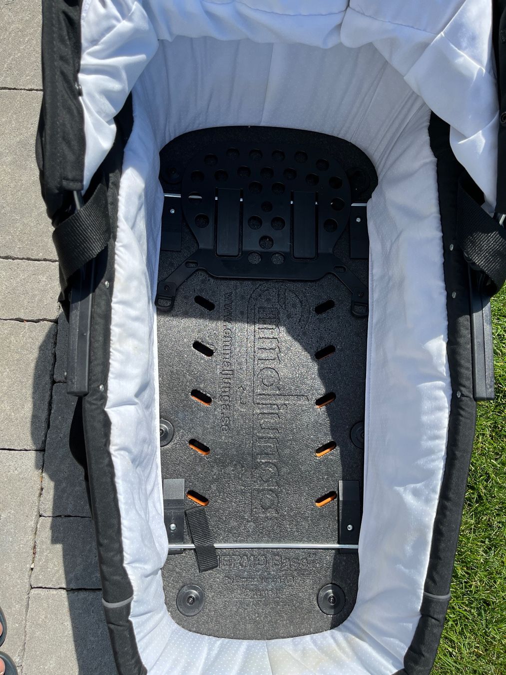 Emmaljunga Carrozzine: Kinderwagen Emmaljunga – Usato da Neukirch (Egnach) venduto da Allegra-3 4