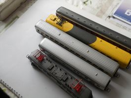 Lima Zug BLS mit Käsewagen von Lima