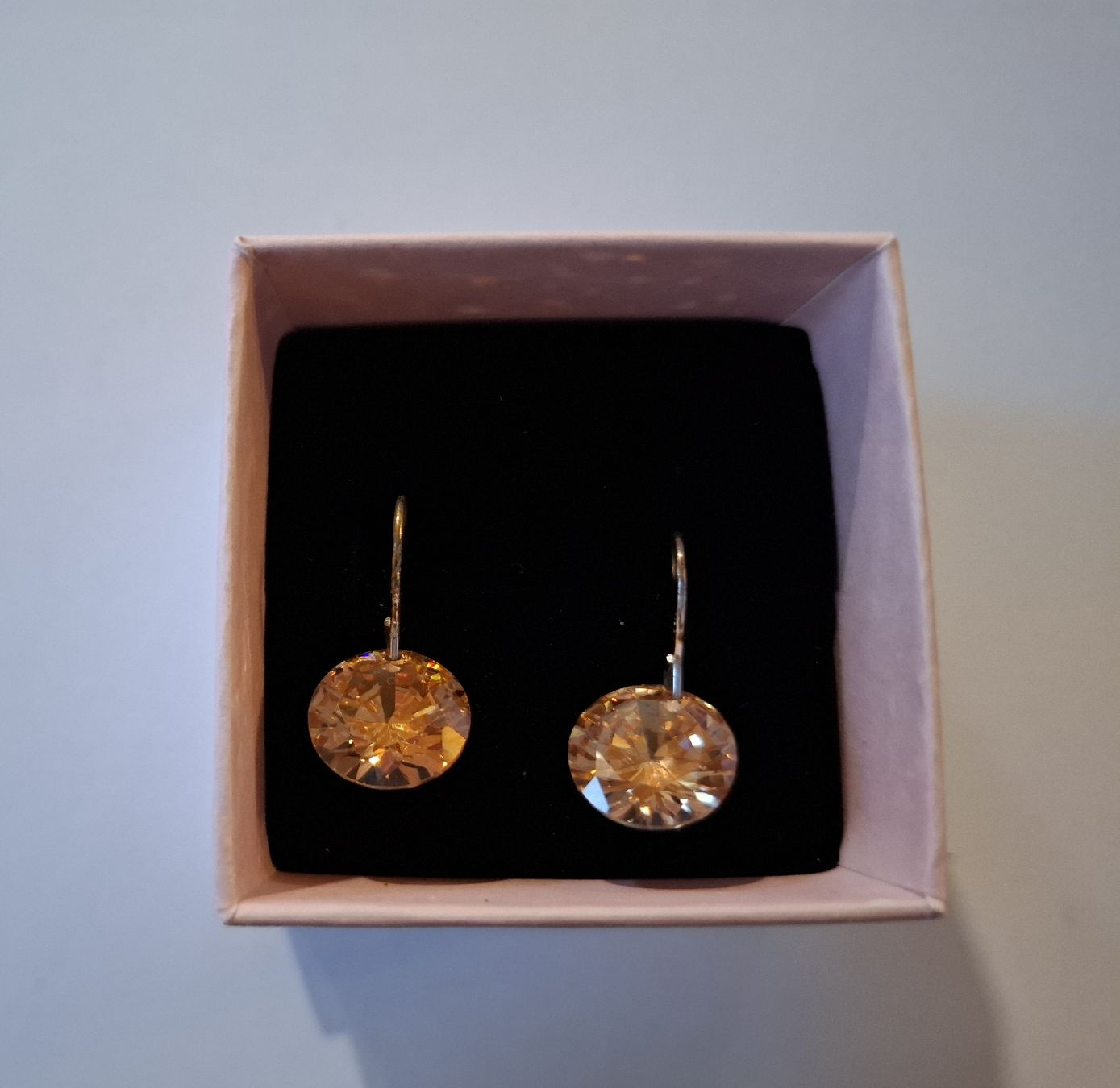 Ohrringe & -stecker: Ohrhänger, hellbraune Glitzersteine, 925 Silber – Gebraucht aus Urtenen-Schönbühl von nerdgirl