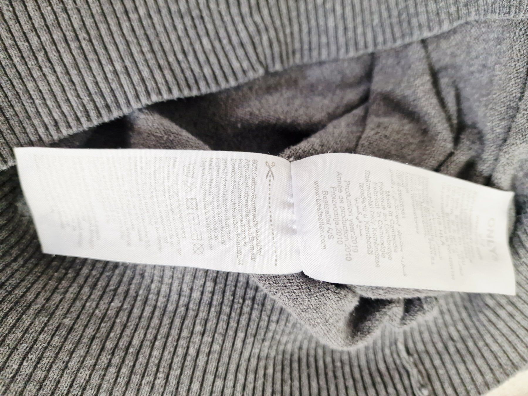 Only Maglioni & Felpe: Damen Pullover Manor Only Essentials Gr. S Grau – Usato da Hallau venduto da CHACLA 3