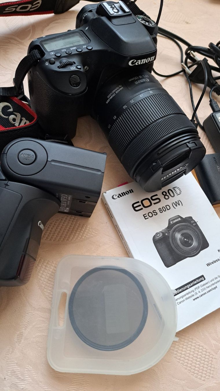 Canon Kamera: Canon EOS 80D sehr wenig gebraucht – Neu (gemäss Beschreibung) aus Udligenswil von Figaro1 8