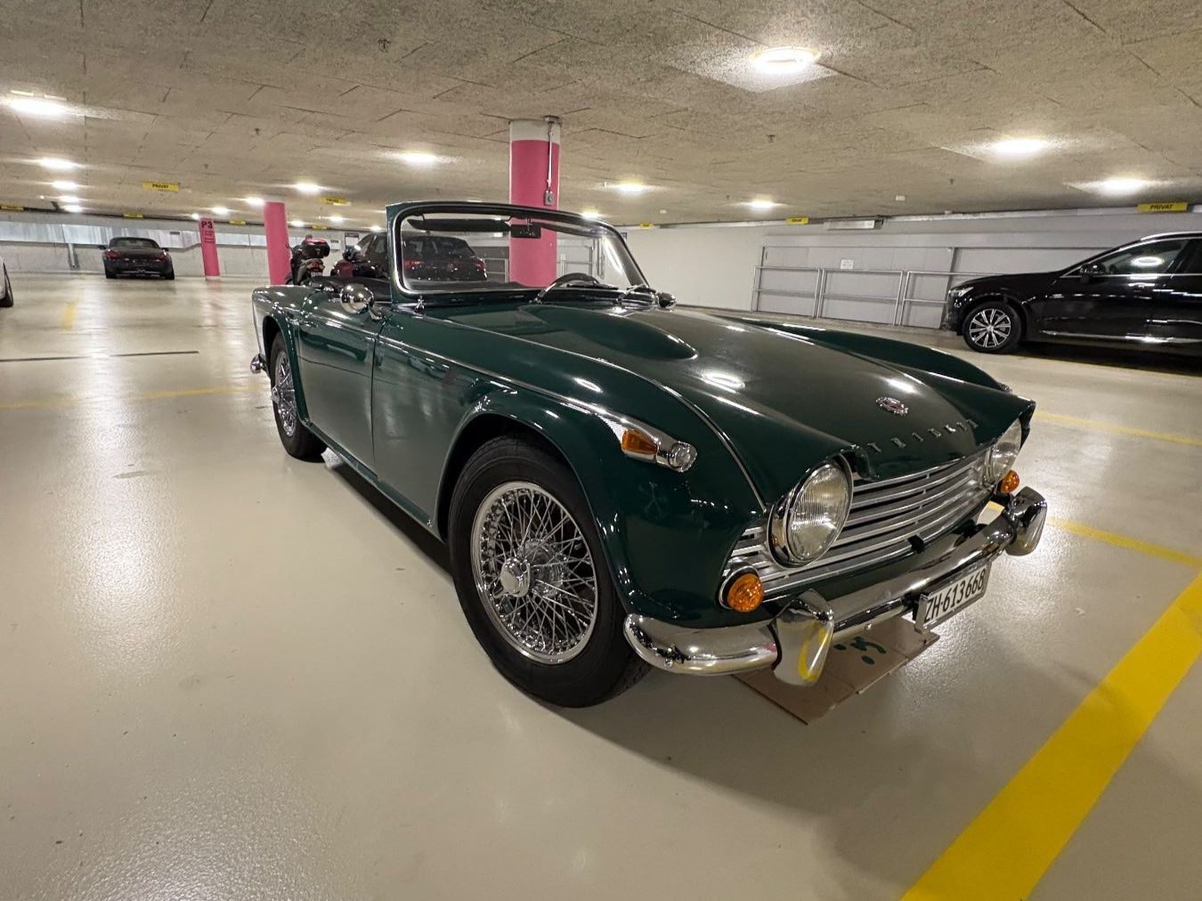 Triumph Automobili: Triumph TR4A – Usato da Zürich venduto da rafi121 3