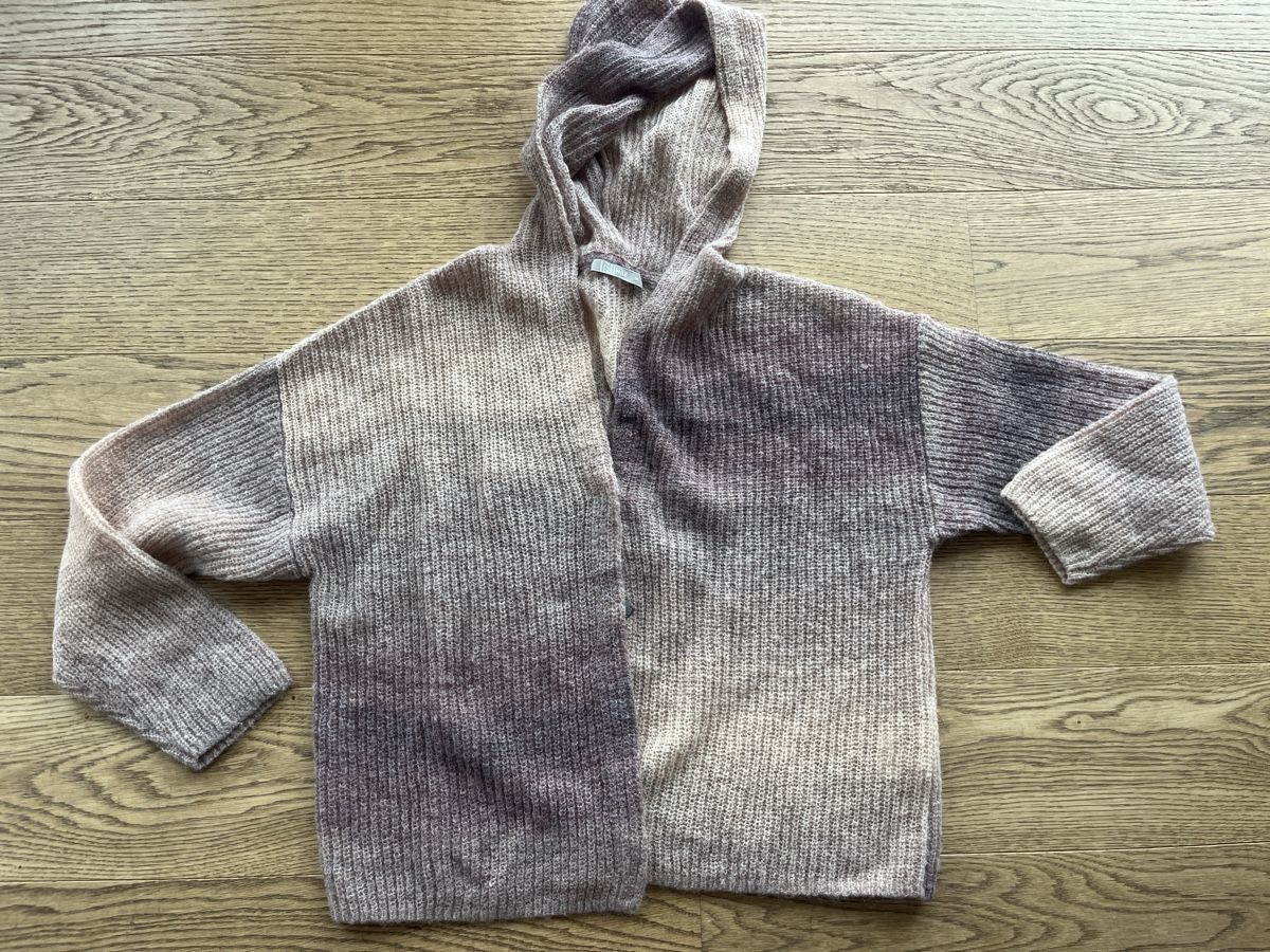 Nile Giacche: NEUE Strickjacke / Jäckli von Nile – Nuovo (secondo la descrizione) da Bellach venduto da jba03