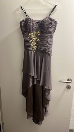 Elegantes, graues Abendkleid mit Goldapplikationen, Gr. 38