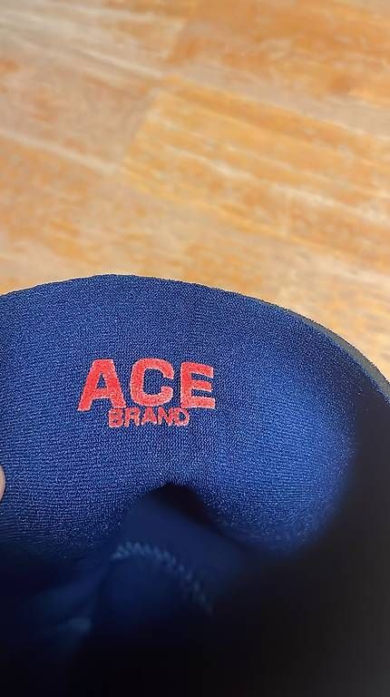 Protezioni & Imbottiture: Knie Brace – Usato da Kirchdorf AG venduto da Powhatan 2