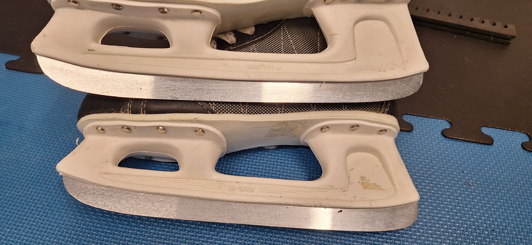 Ccm Pattini da ghiaccio: CCM Powerline 500 Schlittschuhe – Usato da Basel venduto da vicentemarti 2