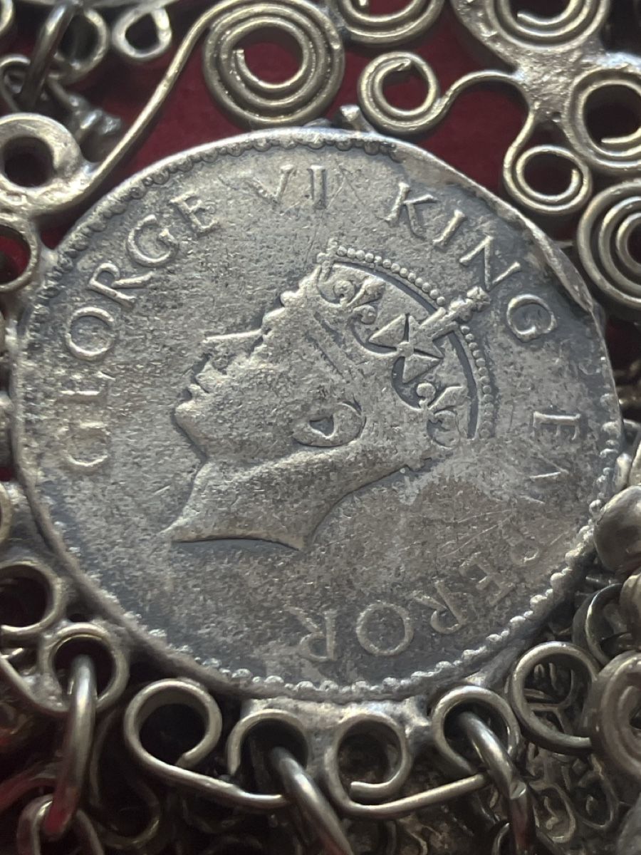 Catenine: Antike Kette mit Münzen. Einzigartiges Design. – Usato da Muralto venduto da jac_hkz5 3