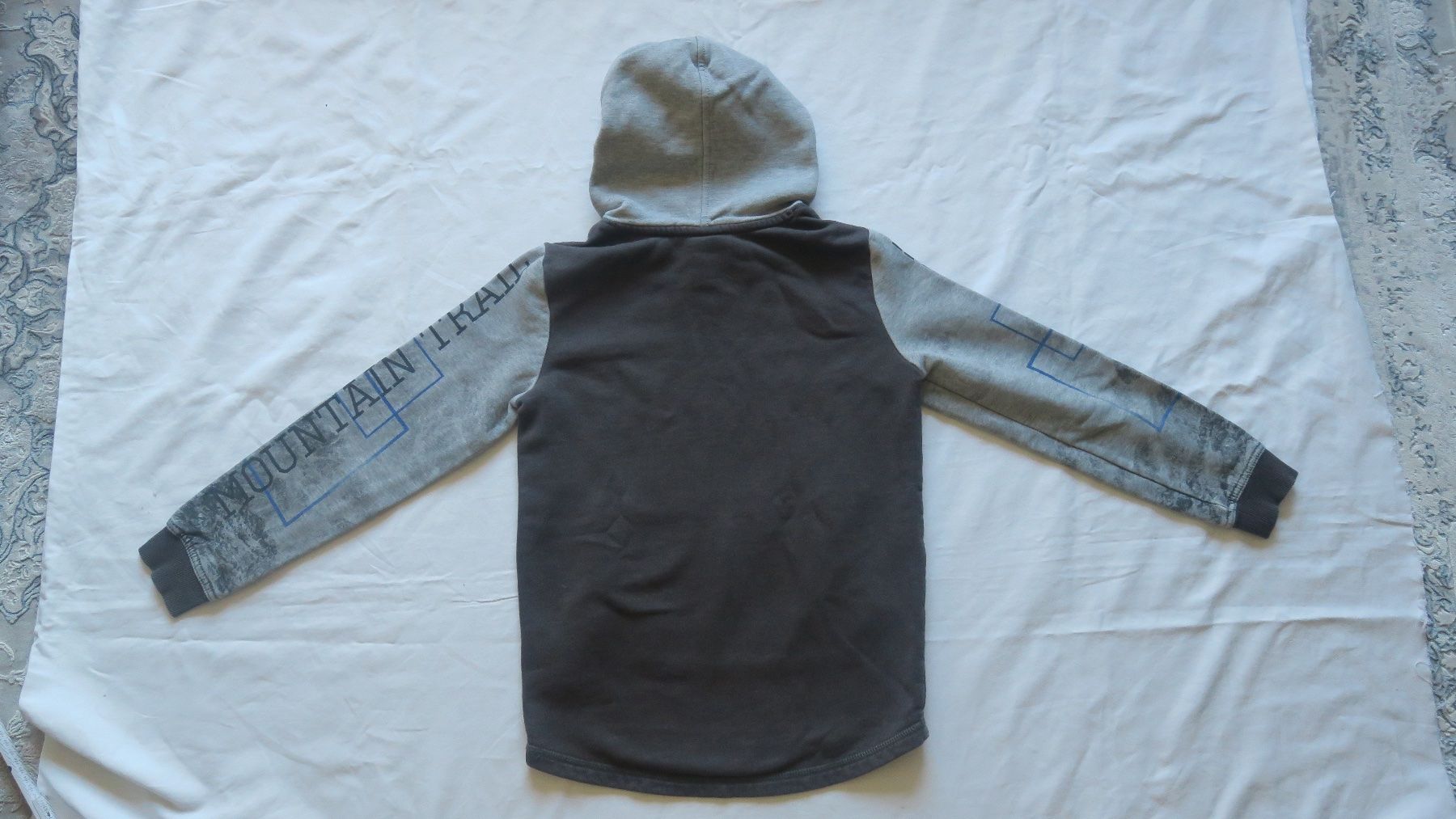 S.Oliver Maglioni & Felpe: Kapuzenpullover S. Oliver Gr. 140 – Usato da Davos Platz venduto da Infinity795 1